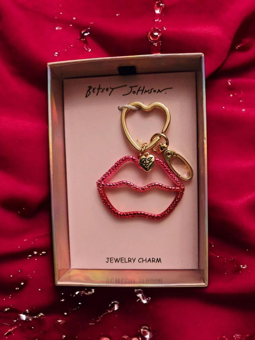 Betsey Johnson Pink & Red Ombre Open Frame Lip and Heart Bag Charm Key Ring NWT